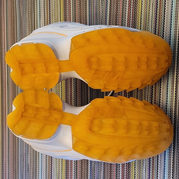 Fila White & Orange Sneakers - Picture 4 of 8